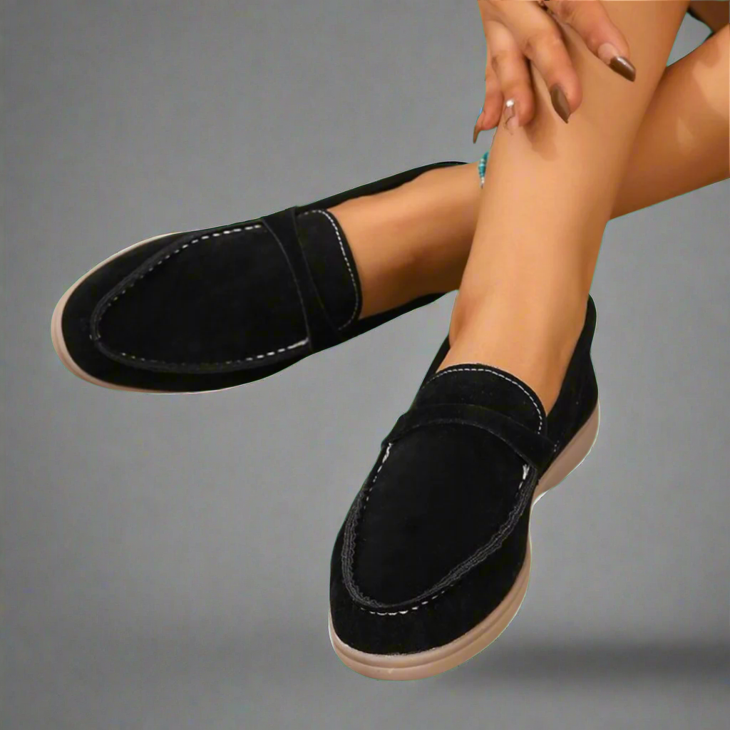Black / 11 US | 42 EU